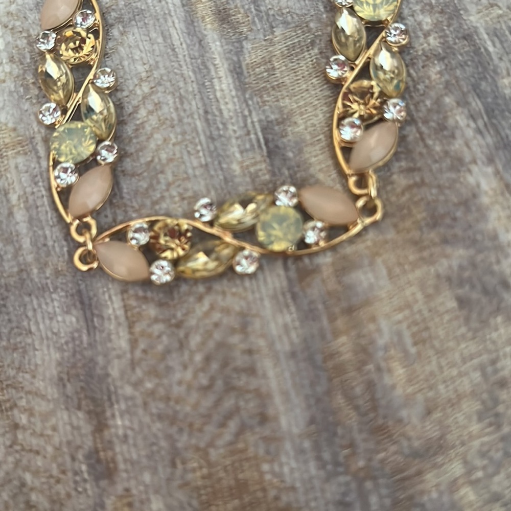 Necklace - Picture 2 of 4